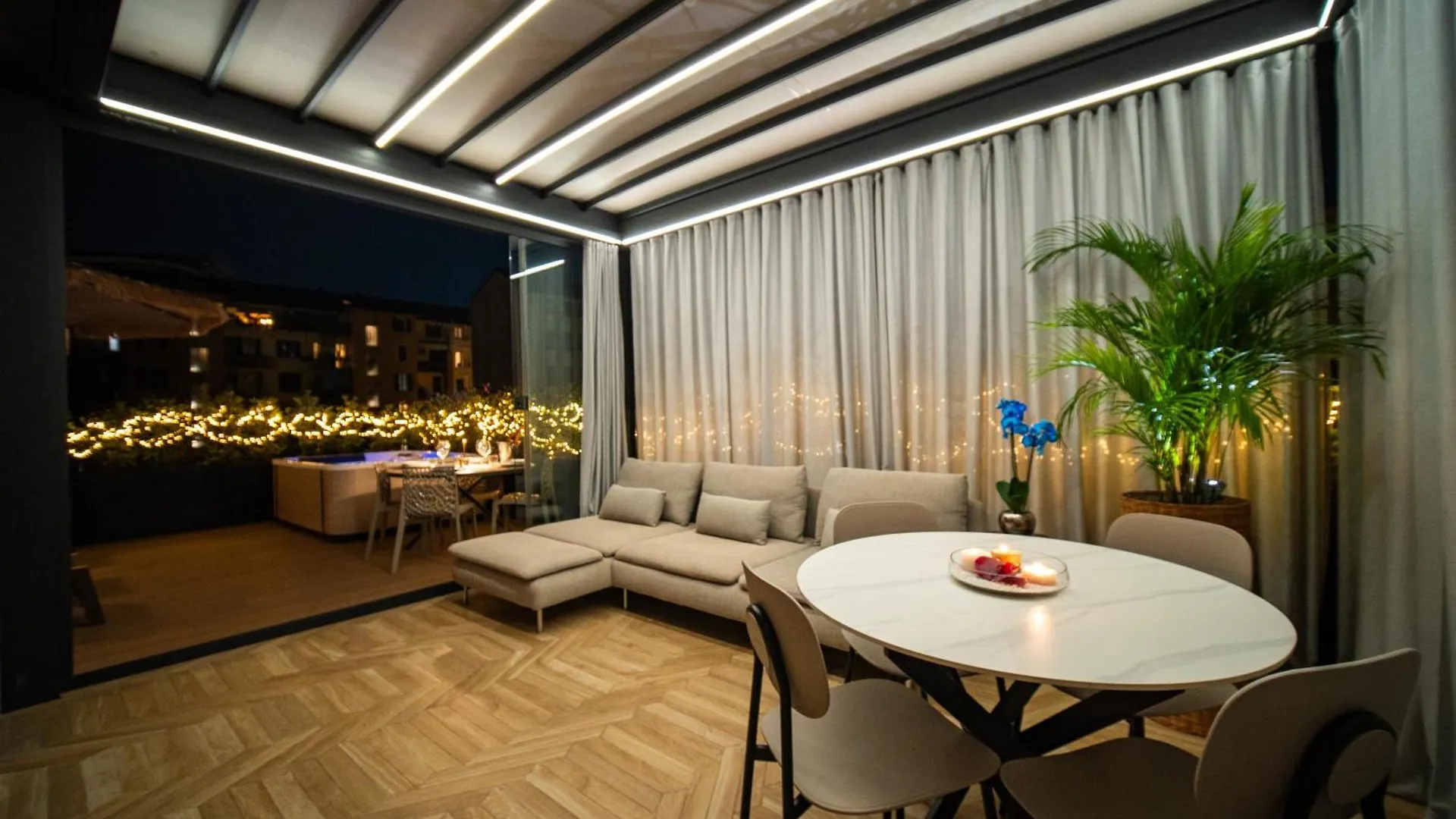 Modigliani Terrace Jacuzzi Golden House Lägenhet Milano