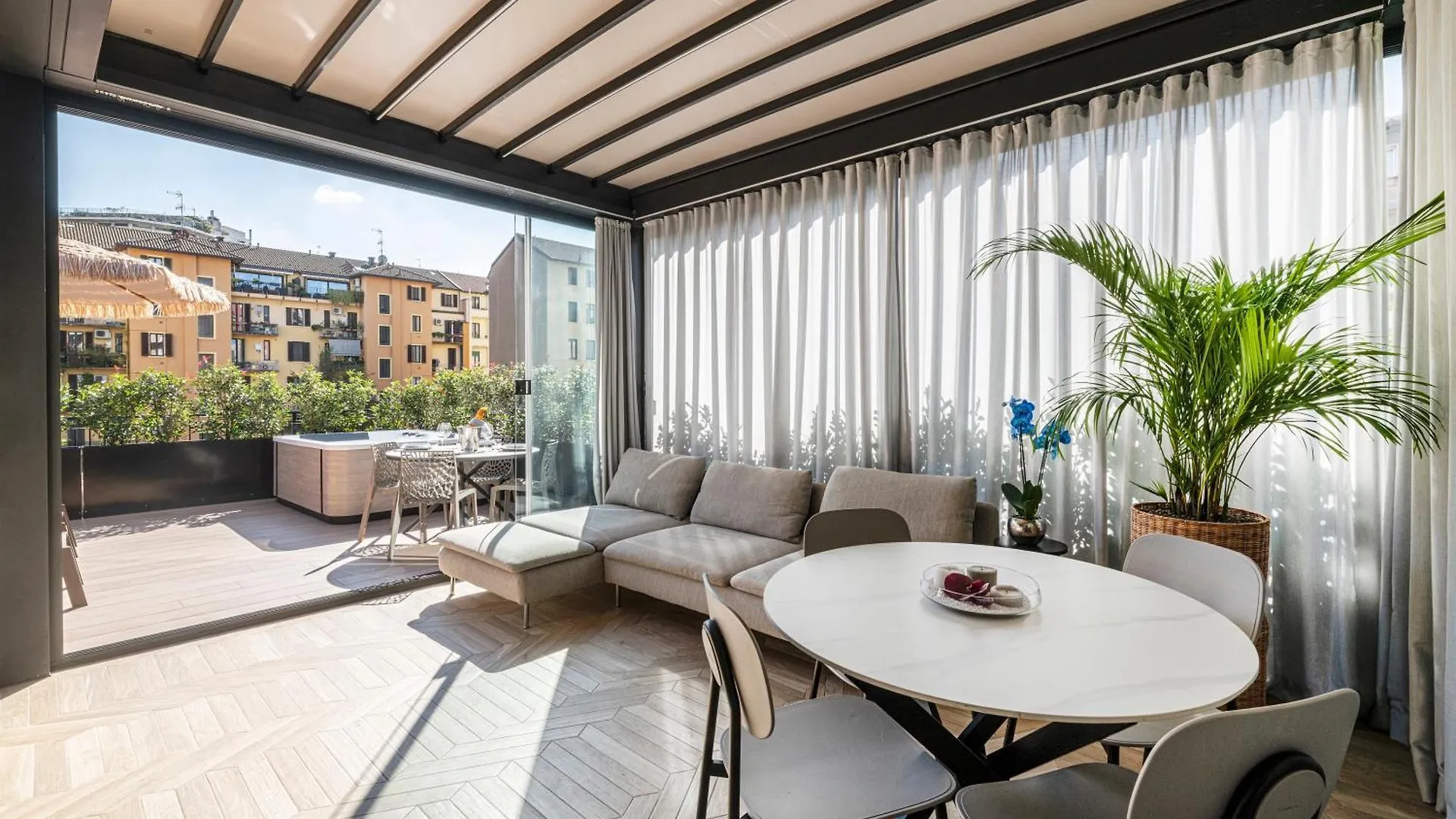Modigliani Terrace Jacuzzi Golden House Lägenhet Milano 0*,